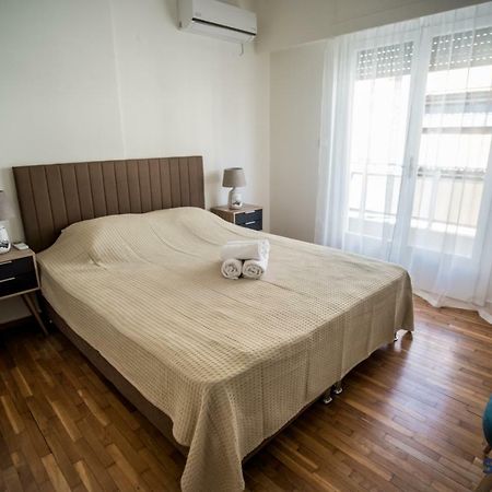 Explore Greece From Close The Sea Apartment Chalkís Exterior foto